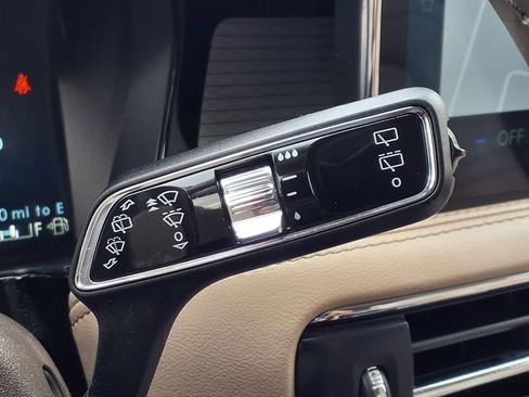 Used 2024 Lincoln Corsair FWD image 18