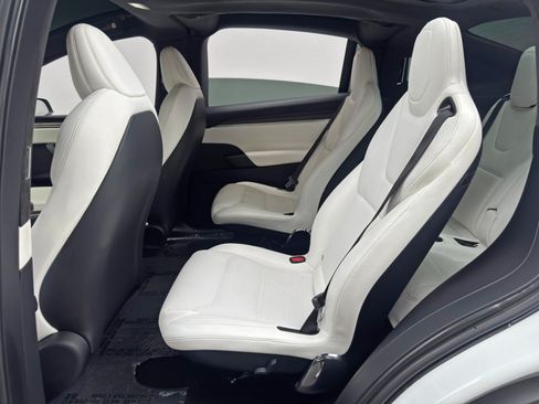 Used 2022 Tesla Model X AWD/4WD image 47