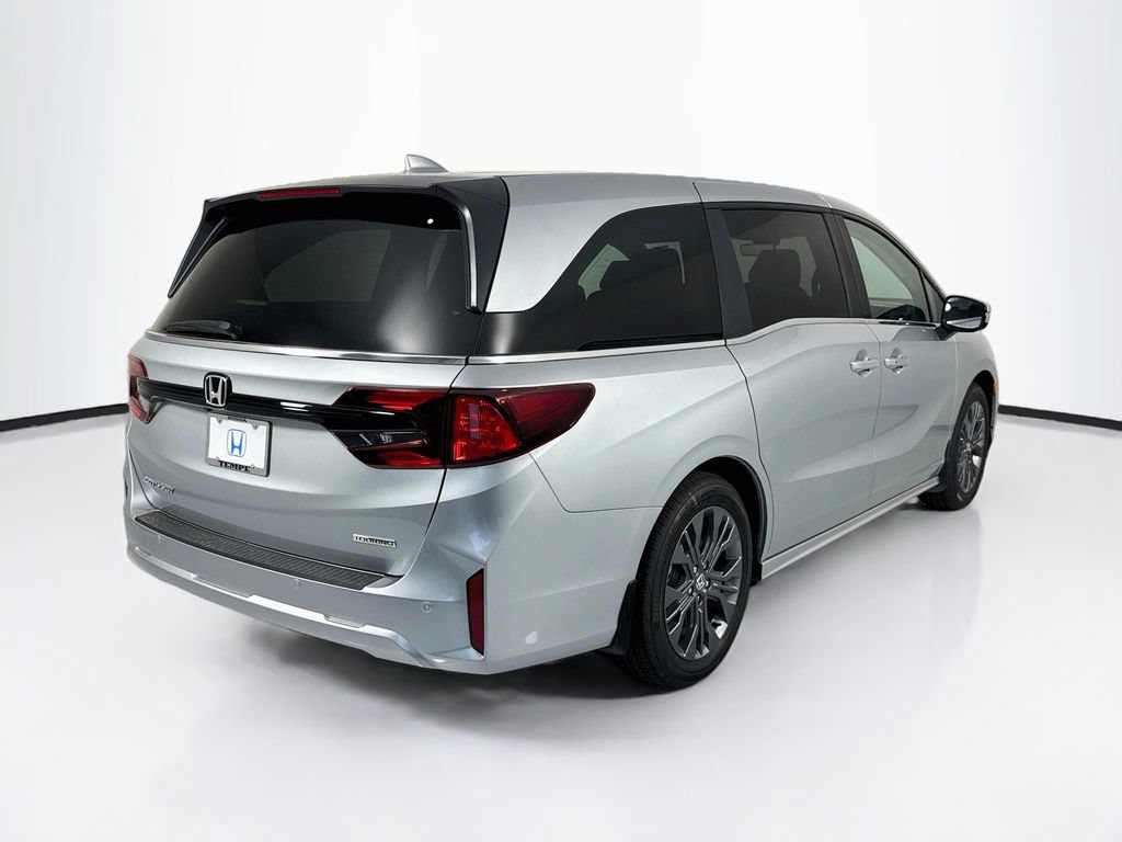 New 2026 Honda Odyssey Touring image 5