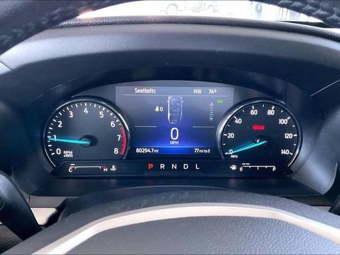 Used 2023 Ford Explorer XLT w/ Equipment Group 202A AWD/4WD image 10