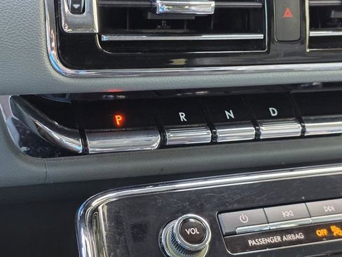 Used 2019 Lincoln Navigator Reserve AWD/4WD image 30