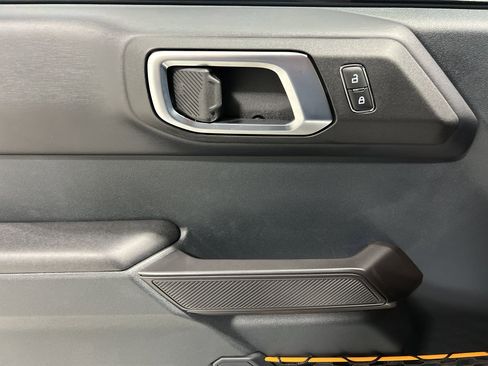 Used 2024 Ford Bronco Badlands image 22