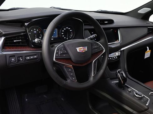 New 2026 Cadillac XT5 Premium Luxury AWD/4WD image 11