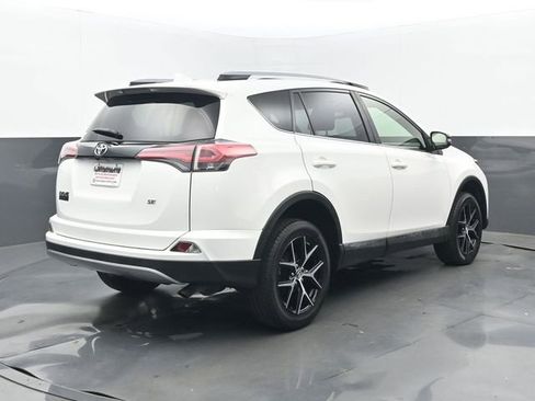 Used 2018 Toyota RAV4 SE w/ Power Extra Value Package FWD image 23