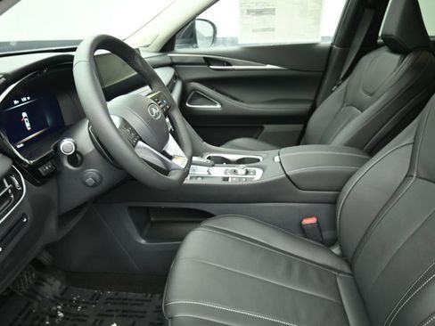 Certified 2025 INFINITI QX60 Luxe image 21