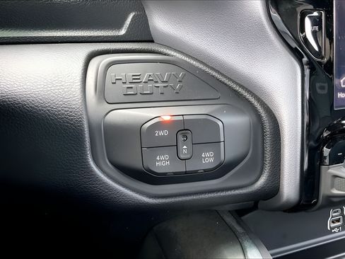 Used 2026 RAM 2500 Laramie w/ Night Edition AWD/4WD image 22