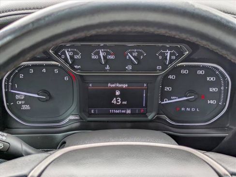 Used 2021 GMC Sierra 1500 AT4 w/ AT4 Preferred Package AWD/4WD image 10