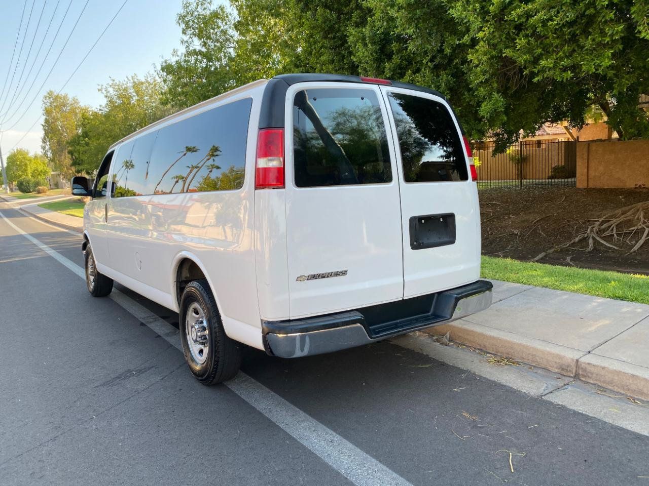 Used 2019 Chevrolet Express 3500 LT w/ LT Preferred Equipment Group RWD image 55