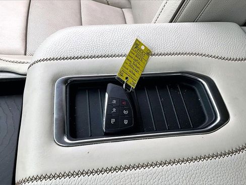 Used 2023 GMC Yukon Denali image 36