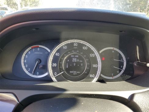 Used 2017 Honda Accord EX-L image 25