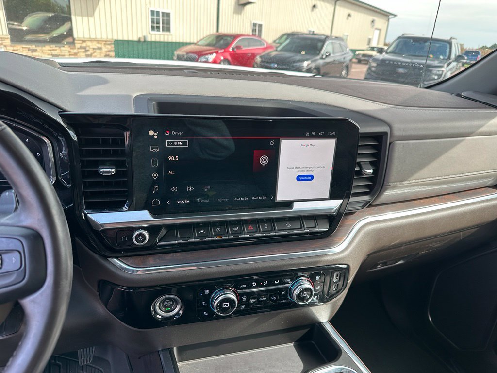 Used 2023 GMC Sierra 1500 SLT w/ SLT Premium Package AWD/4WD image 16