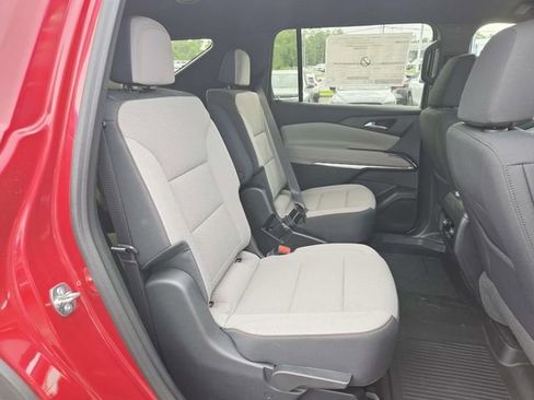 New 2026 Chevrolet Traverse LT w/ Midnight/Sport Edition AWD/4WD image 13