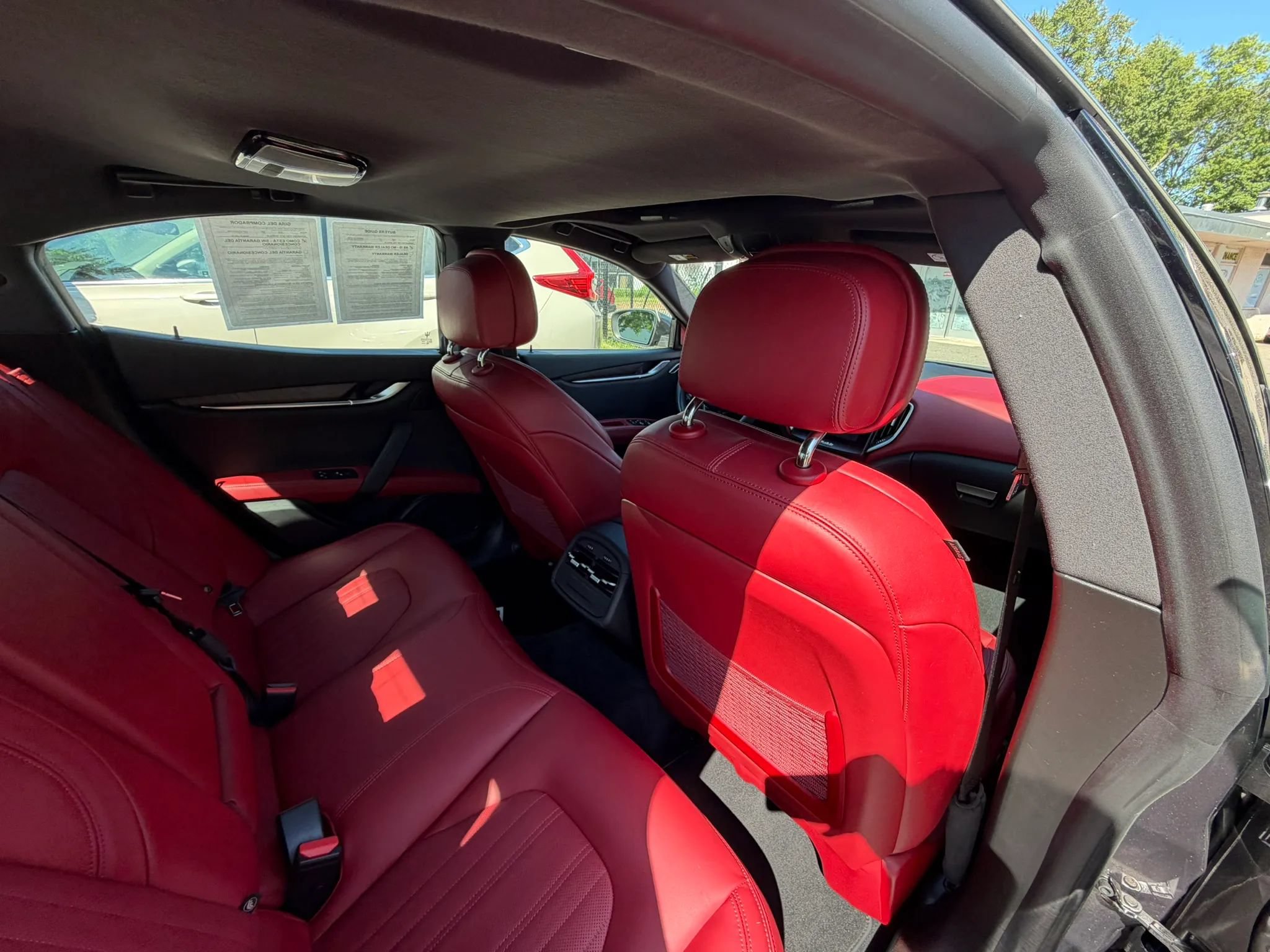 Used 2017 Maserati Ghibli S Q4 AWD/4WD image 15