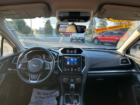 Used 2018 Subaru Crosstrek 2.0i Limited image 20