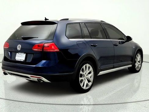 Used 2017 Volkswagen Golf Alltrack SEL AWD/4WD image 5