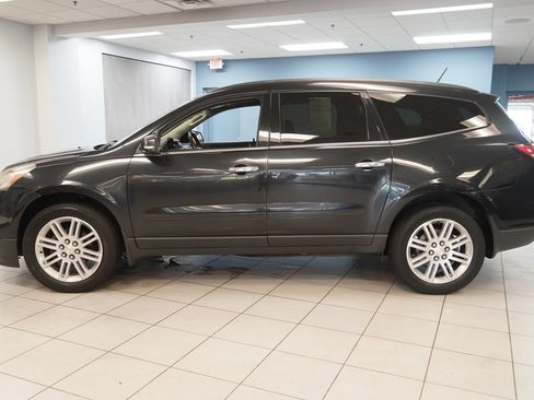 Used 2014 Chevrolet Traverse LT w/ All-Star Edition AWD/4WD image 2