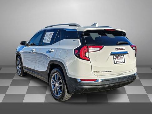 Certified 2024 GMC Terrain SLT image 4