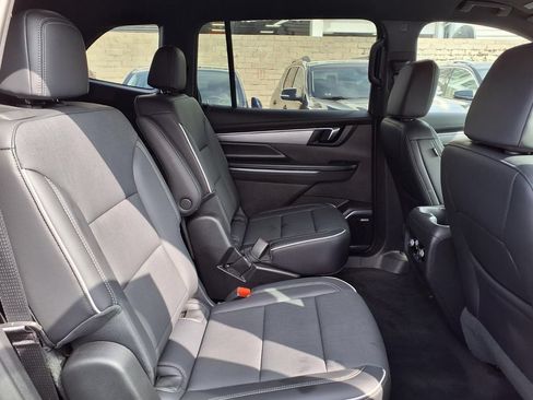 Used 2026 Buick Enclave Preferred FWD image 22