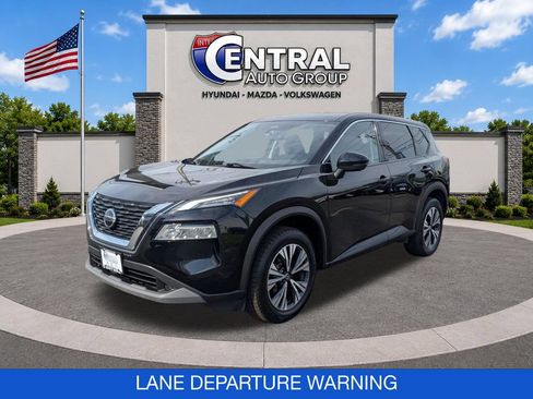 Used 2021 Nissan Rogue SV AWD/4WD image 3