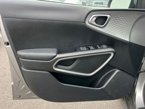 Used 2024 Kia Soul LX w/ Option Group 015 image 20