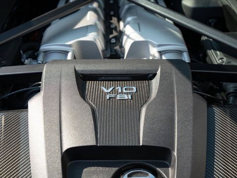 Certified 2023 Audi R8 V10 performance AWD/4WD image 34