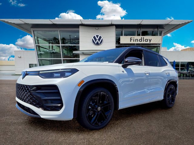 New 2026 Volkswagen Tiguan SE R-Line FWD image 2