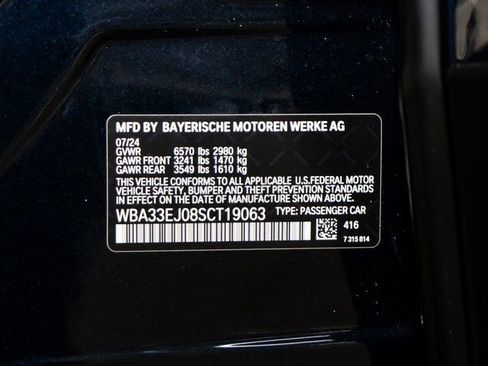 Used 2025 BMW 760i xDrive w/ Executive Package AWD/4WD image 24