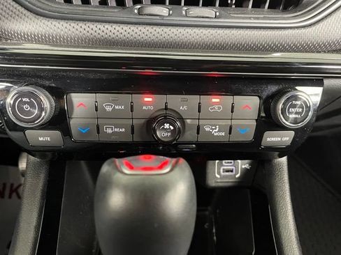 Used 2023 Jeep Compass Latitude w/ Convenience Group AWD/4WD image 33