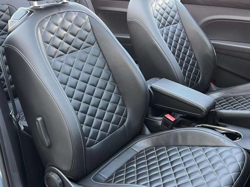Used 2019 Volkswagen Beetle 2.0T Final Edition SEL FWD image 13