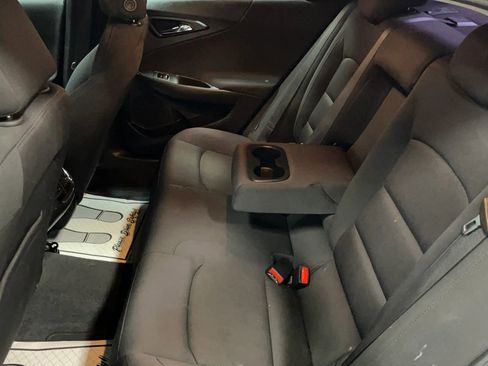 Used 2022 Chevrolet Malibu LT image 5