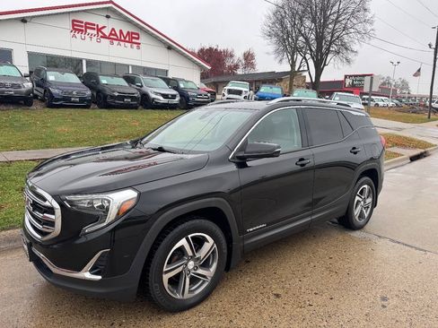 Used 2020 GMC Terrain SLT w/ Preferred Package AWD/4WD image 1