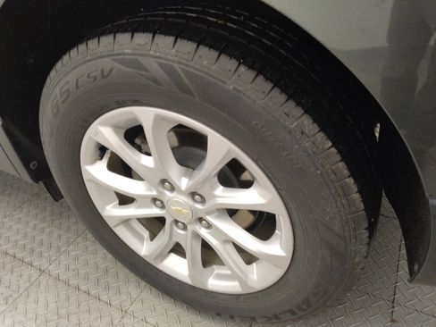 Used 2020 Chevrolet Equinox LS w/ LS Convenience Package FWD image 31