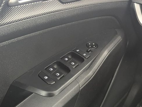 Used 2023 Kia Sportage LX FWD image 15