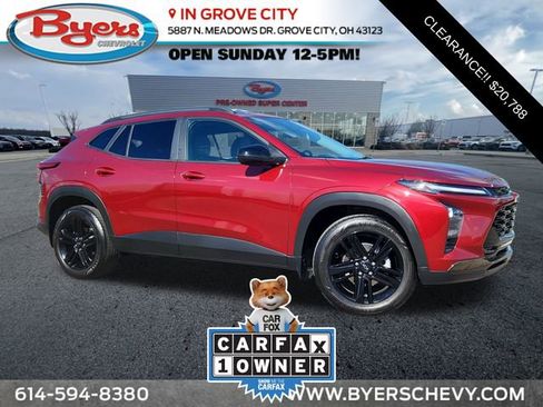 Used 2024 Chevrolet Trax ACTIV w/ Driver Confidence Package FWD image 1