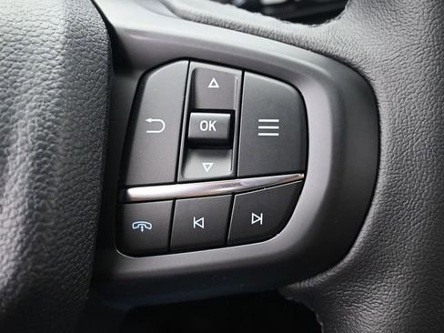 New 2025 Ford Ranger Lariat w/ Black Appearance Package image 17