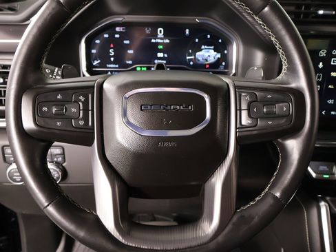 Used 2025 GMC Sierra 1500 Denali Ultimate AWD/4WD image 3