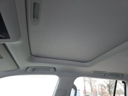 Used 2019 Lexus LX 570 4WD w/ Luxury Package image 5