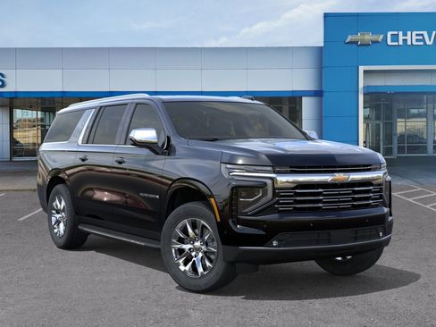 New 2025 Chevrolet Suburban Premier AWD/4WD image 8