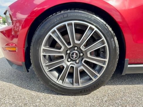 Used 2010 Ford Mustang GT Premium RWD image 21