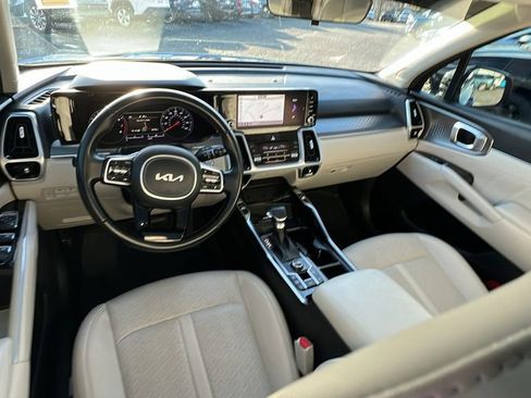 Used 2022 Kia Sorento SX image 21