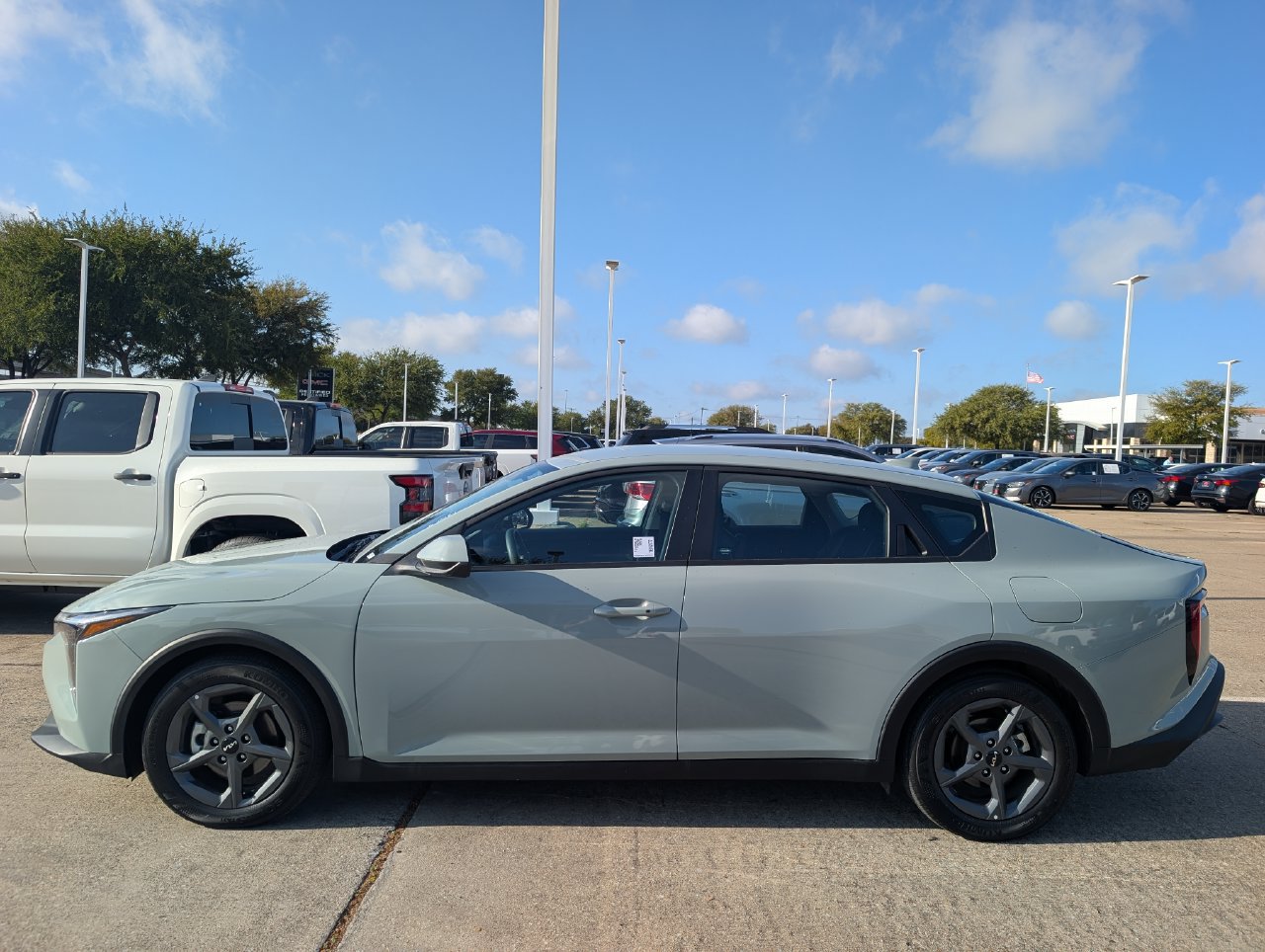 Used 2026 Kia K4 FWD image 3