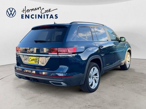 Certified 2021 Volkswagen Atlas SE image 5