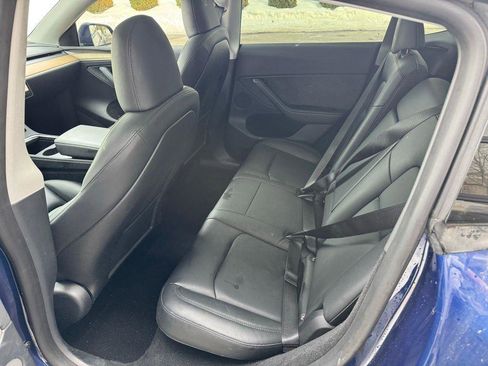 Used 2023 Tesla Model Y Long Range image 33