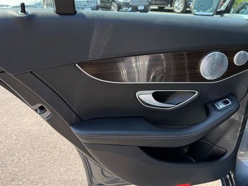 Used 2017 Mercedes-Benz C 300 4MATIC Sedan image 43