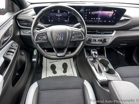 Used 2024 Buick Envista Preferred w/ Convenience I Package image 12