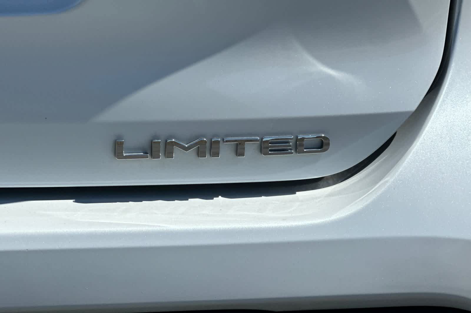 Used 2022 Toyota Highlander Limited AWD/4WD image 35