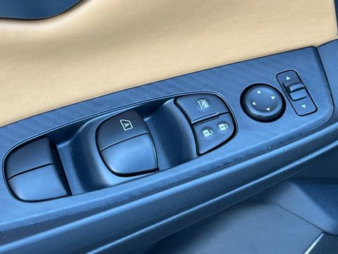 New 2025 Nissan Sentra SV w/ SV Premium Package image 14