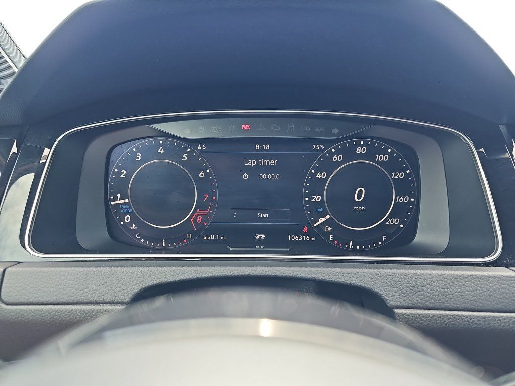 Used 2019 Volkswagen Golf R 4-Door AWD/4WD image 19