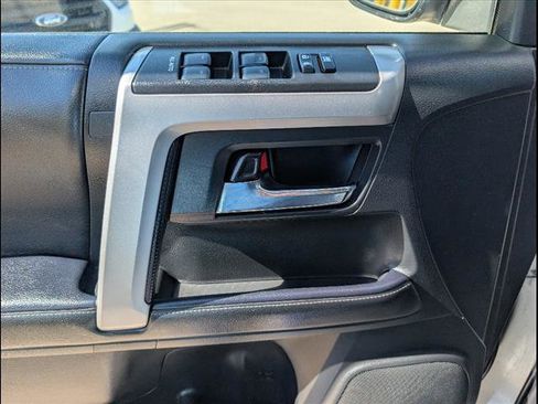 Used 2022 Toyota 4Runner SR5 image 15