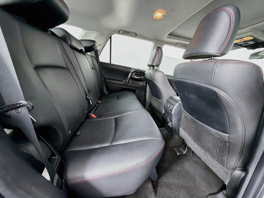 Used 2021 Toyota 4Runner TRD Off-Road Premium w/ Moonroof Package AWD/4WD image 27